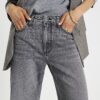 Svart Relaxed Straight Jeans