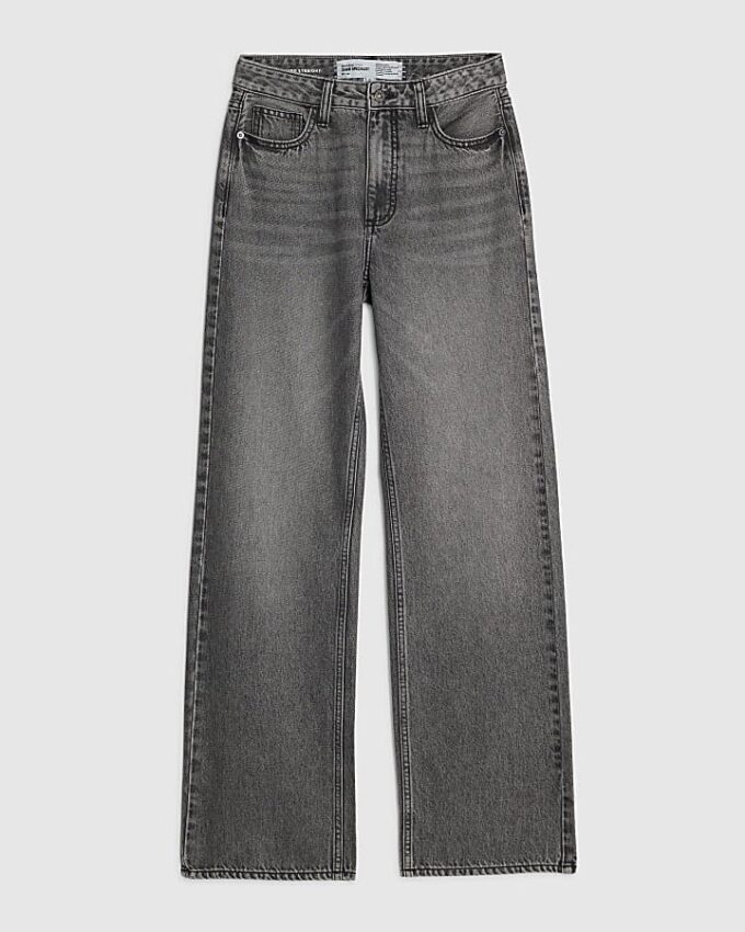 Svart Relaxed Straight Jeans