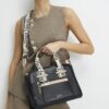 Svart RI Monogram Grab Handle Tote Bag