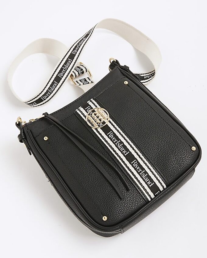 Svart RI Pocket Messenger Bag