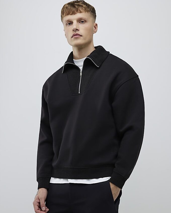 Svart ribbad sweatshirt med normal passform