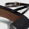 Svart sandal med blockklack