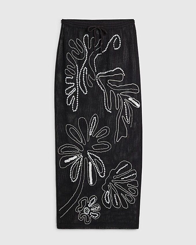 Svart sarong med broderad palm