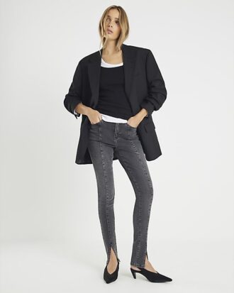 Svart skinny jeans med sömdetaljer Svart skinny jeans med sömdetaljer