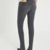 Svart skinny jeans med sömdetaljer Svart skinny jeans med sömdetaljer