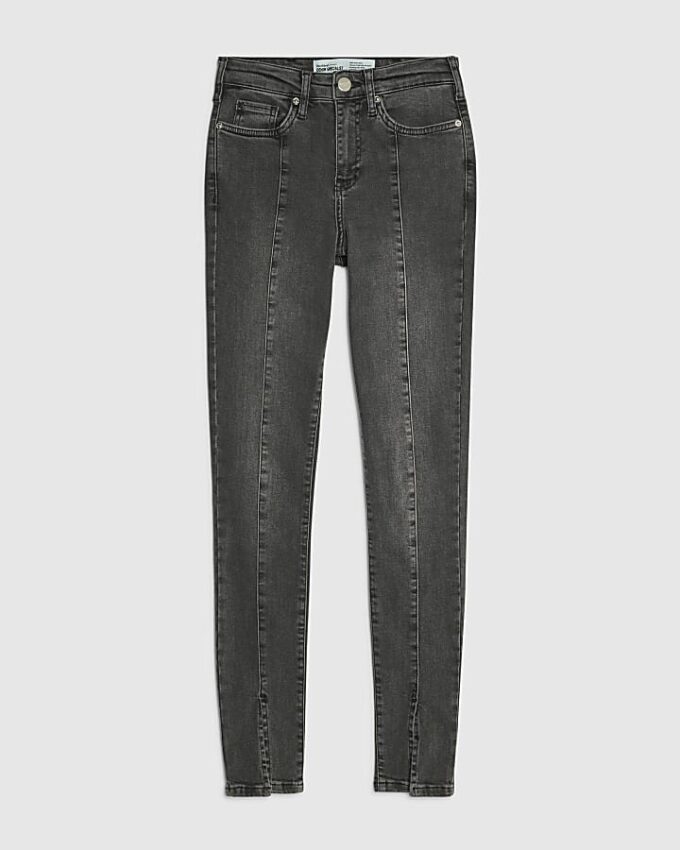 Svart skinny jeans med sömdetaljer Svart skinny jeans med sömdetaljer