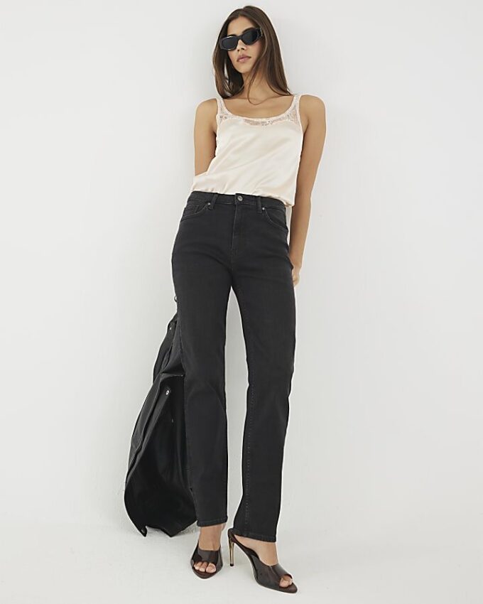 Svart slim fit-jeans med hög midja och ankellängd