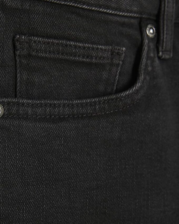 Svart slim fit-jeans med hög midja och ankellängd