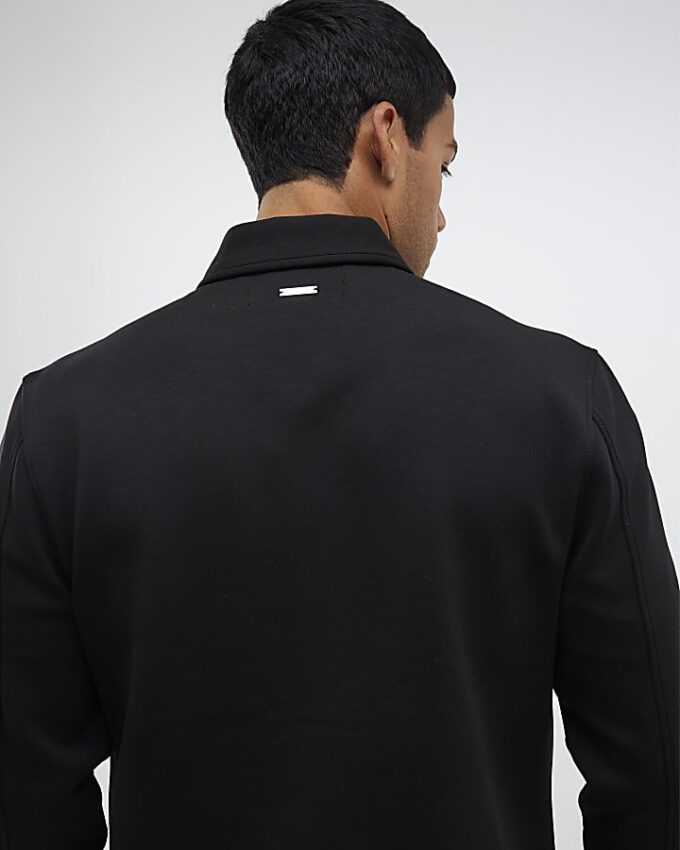 Svart slim fit-skjorta med krage