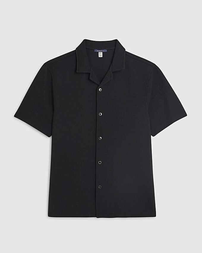 Svart slim fit-skjorta med revers