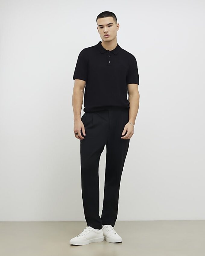 Svart slim fit-stickad polotröja