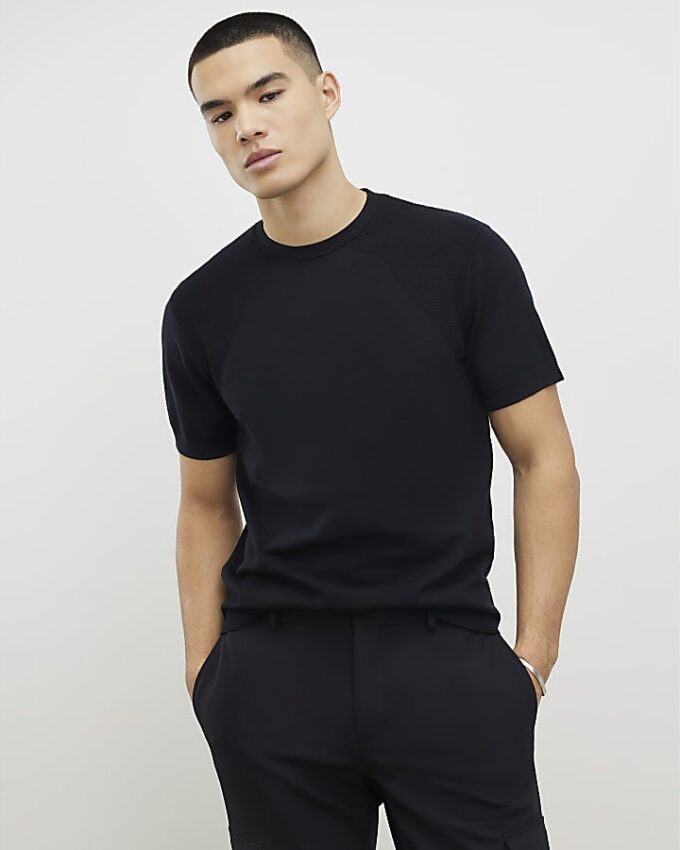 Svart slim fit-T-shirt
