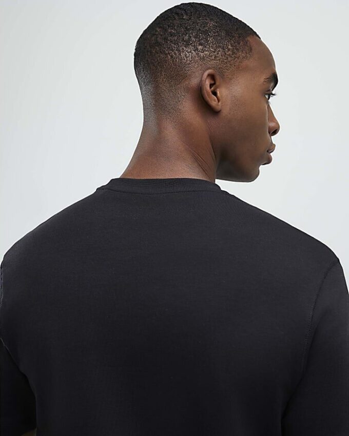 Svart slim fit-T-shirt