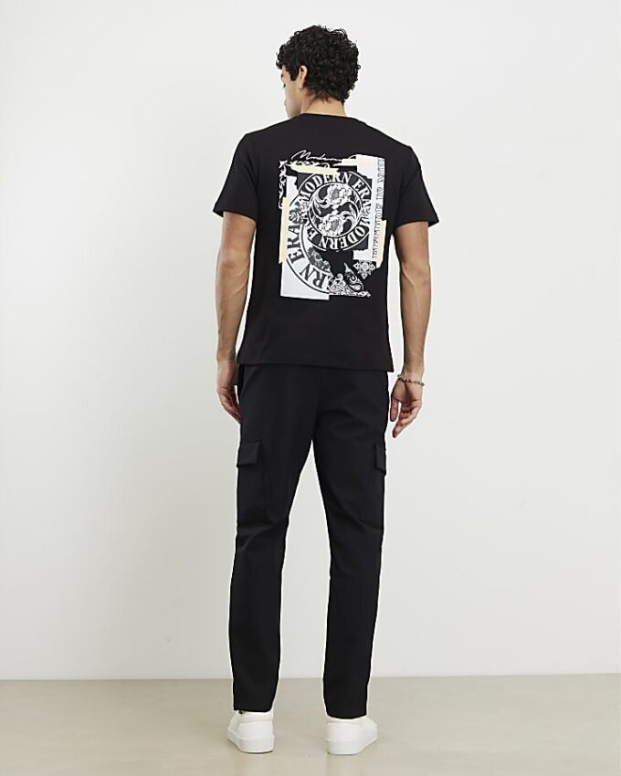 Svart slim fit-T-shirt med Modern Era-tryck