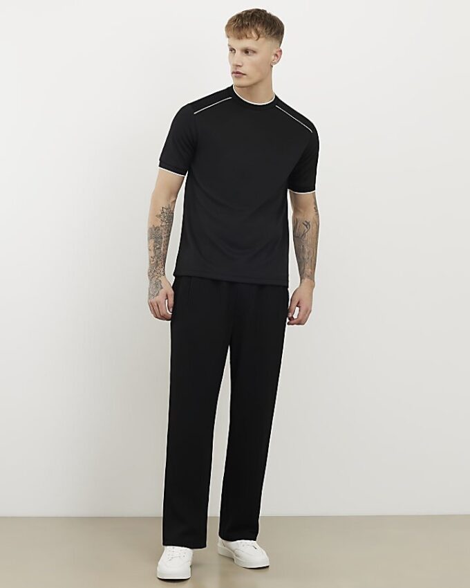 Svart slim fit-T-shirt med piping