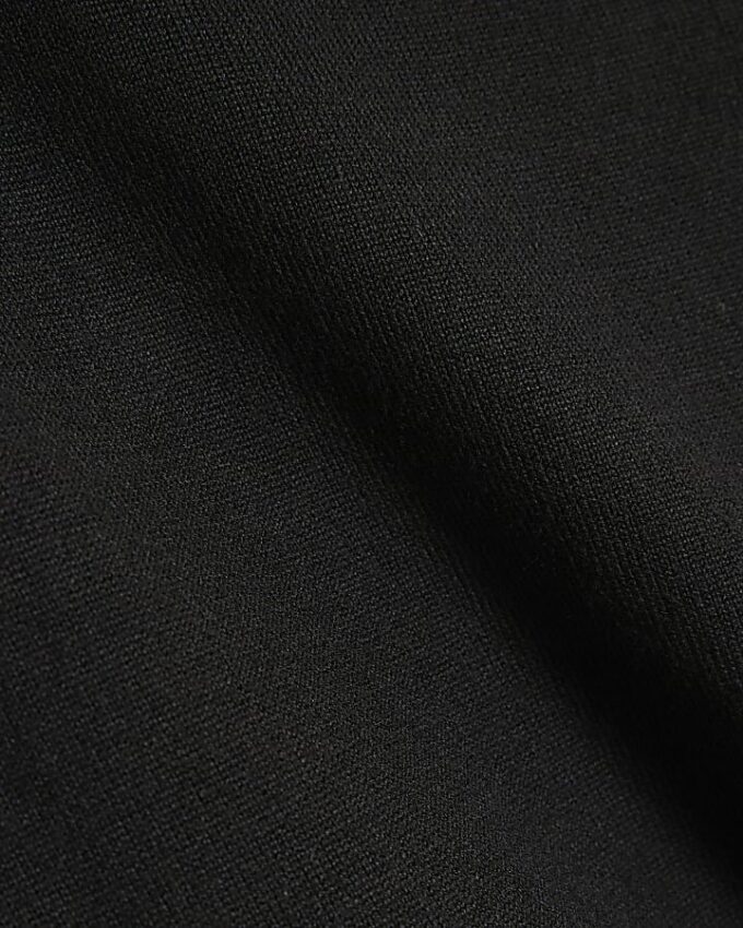 Svart slim fit-tröja med halv dragkedja