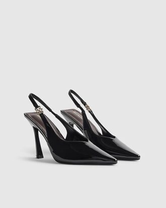 Svart bred passform med slingback-klack