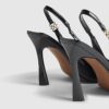 Svart bred passform med slingback-klack