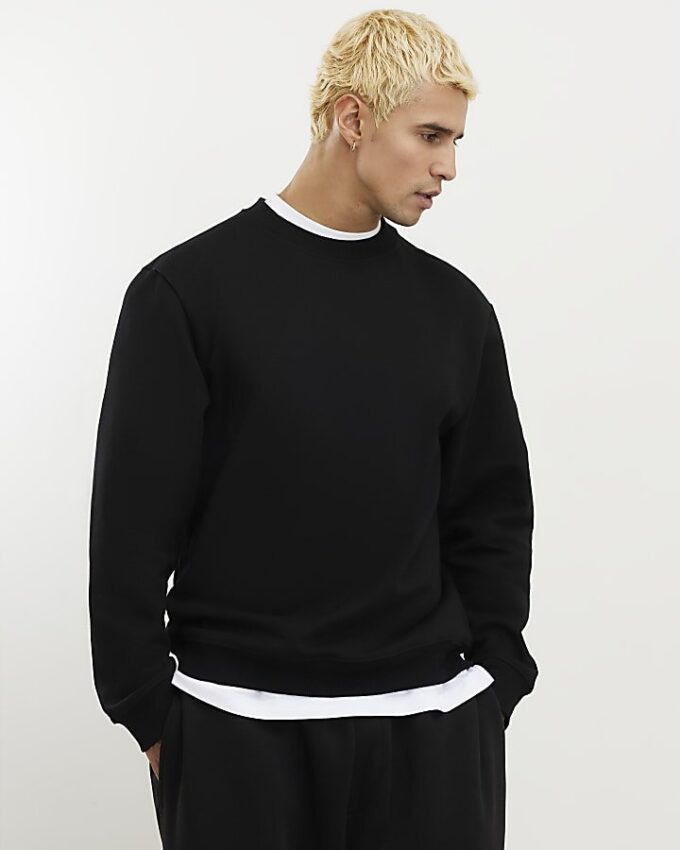 Svart sweatshirt med normal passform