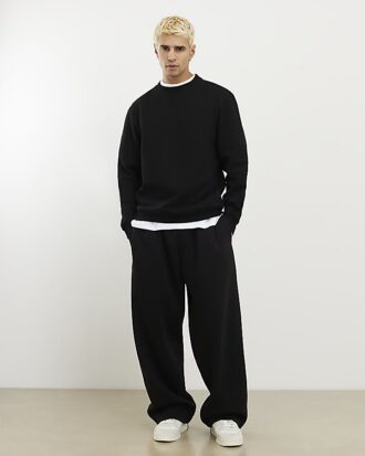 Svart sweatshirt med normal passform