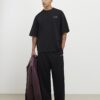 Svart T-shirt i oversized-modell