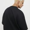 Svart T-shirt i oversized-modell