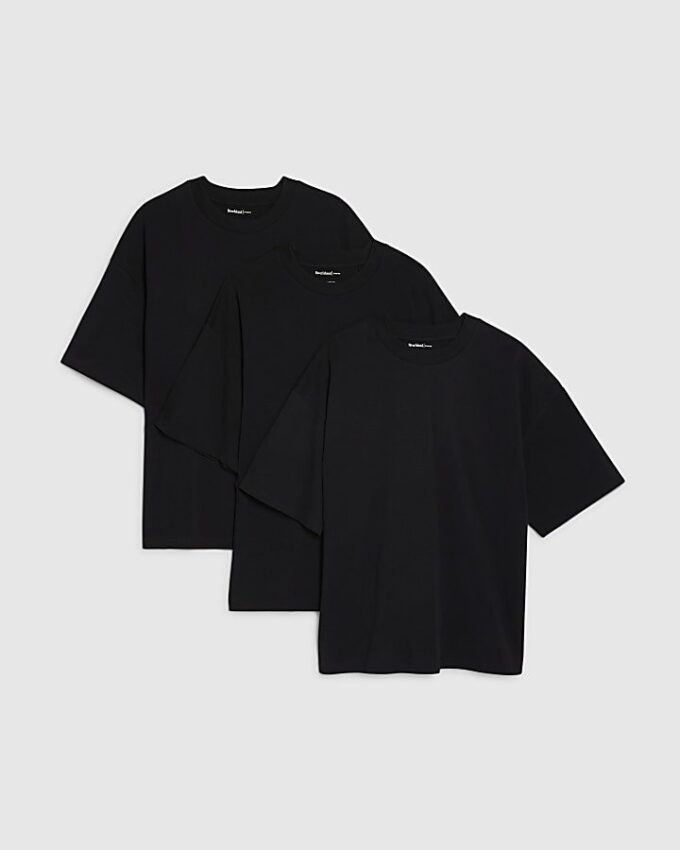 Svart T-shirt i oversized-modell
