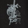 Svart T-shirt med normal passform och Kanazawa-ormmotiv