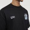 Svart T-shirt med oversized passform och Kazaki Crane-tryck