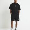 Svart T-shirt och shorts med japanskt tryck Svart T-shirt och shorts med japanskt tryck