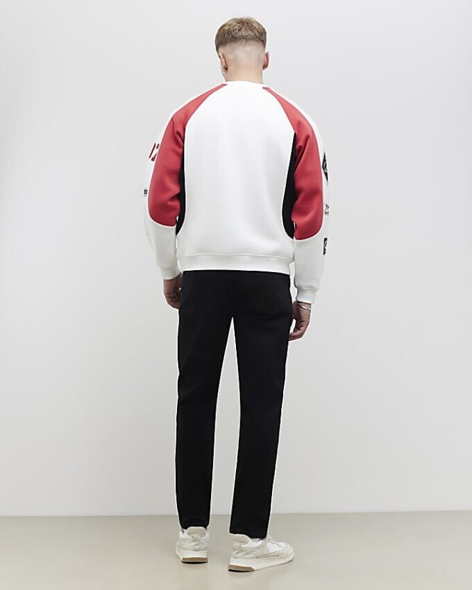 Svart tapered fit-jeans