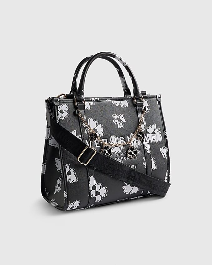 Svart totebag med daisy chain