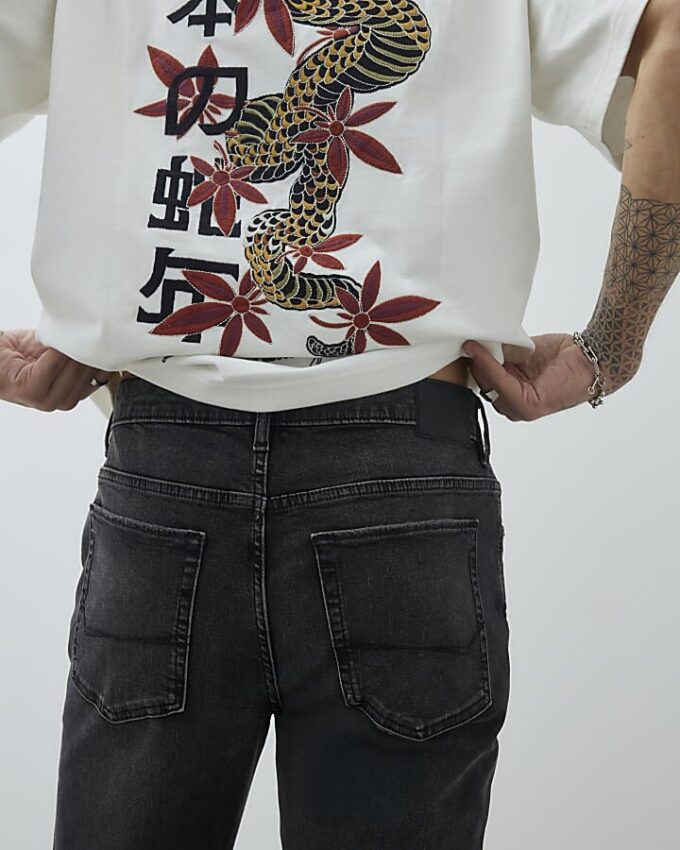 Svart tvättade slim fit-jeans