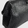 Svart vävd läderclutch i premiumkvalitet
