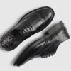 Svarta läderbrogues