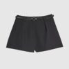 Svarta skräddarsydda shorts med bälte