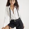 Svarta strukturerade shorts med bälte