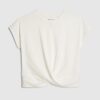 Vit kortärmad T-shirt med vridet framstycke