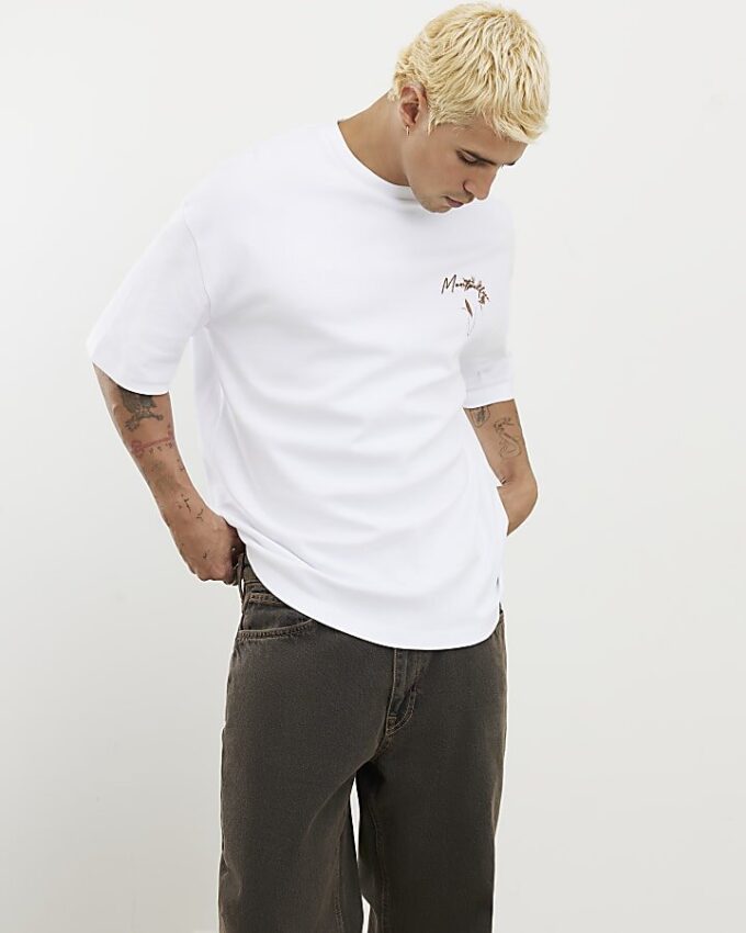 Vit Montpellier-T-shirt med blommönster