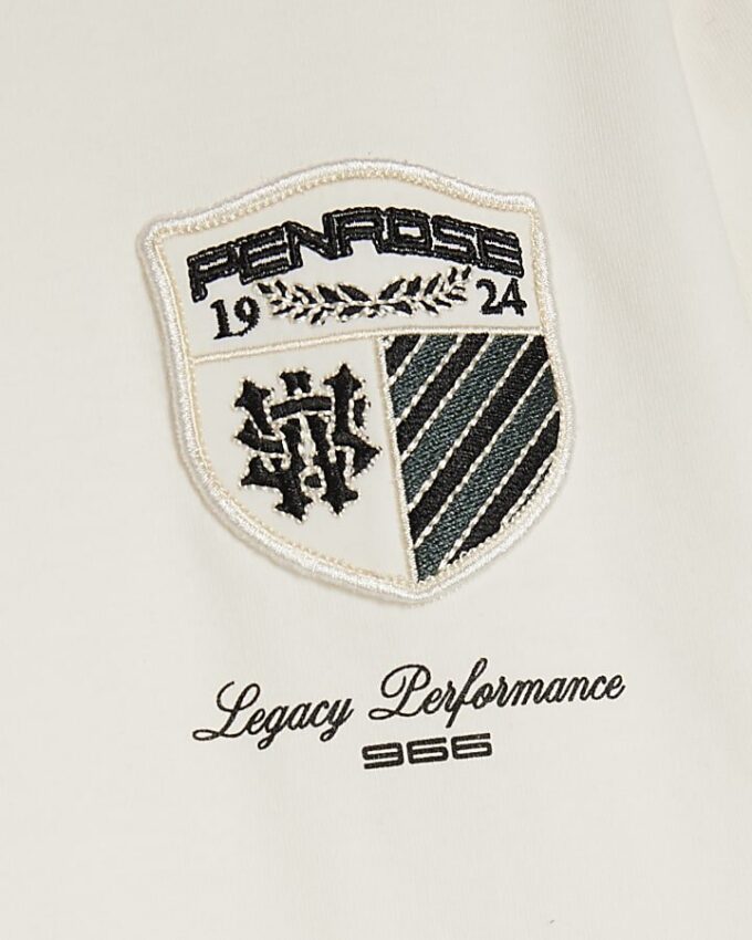 Vit Penrose Crest T-shirt med normal passform