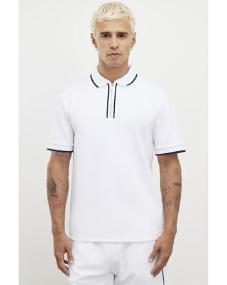 vit slim fit polotrja med textur och dragkedja 1 330x413 - Vit slim fit-polotr&ouml;ja med textur och dragkedja