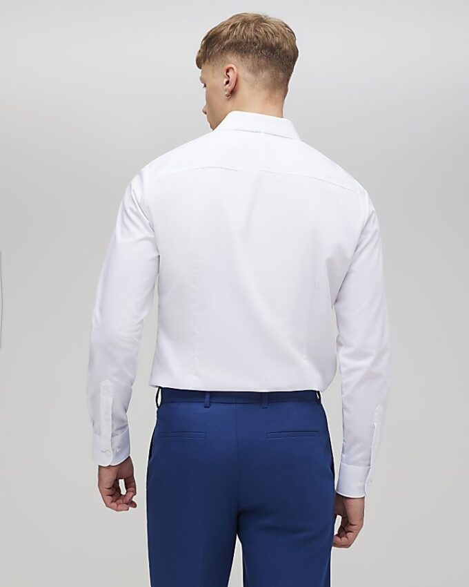 Vit slim fit-skjorta med kontrastkant