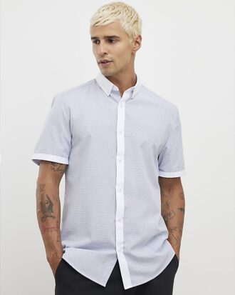 Vit slim fit-skjorta med rutmönster Vit slim fit-skjorta med rutmönster