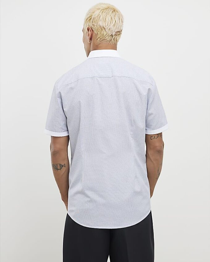 Vit slim fit-skjorta med rutmönster