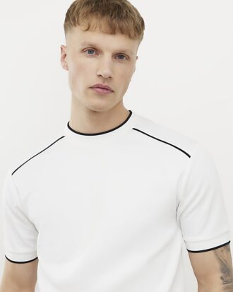 Vit slim fit-T-shirt med piping