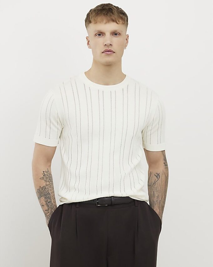 Vit slim fit-T-shirt med ribbade kanter
