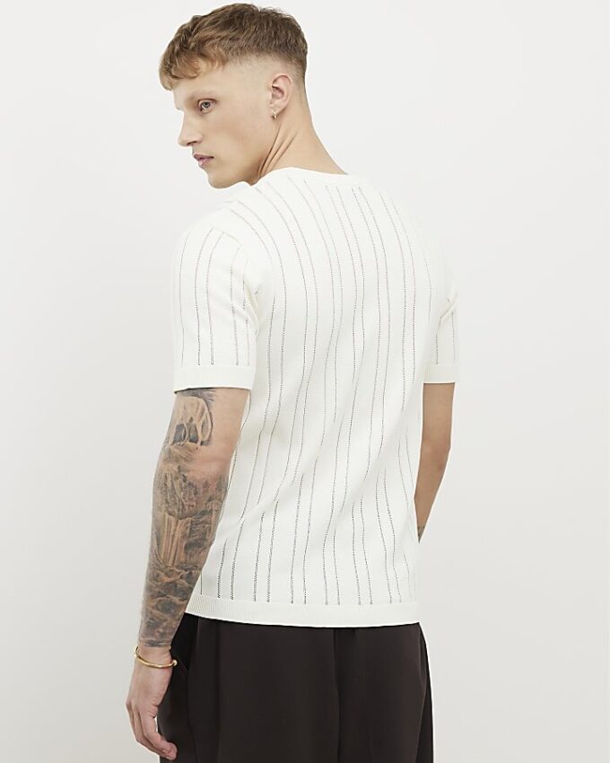Vit slim fit-T-shirt med ribbade kanter