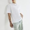 Vit T-shirt i oversized-modell