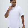 Vit T-shirt med normal passform Vit T-shirt med normal passform