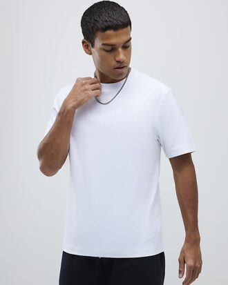 Vit T-shirt med normal passform
